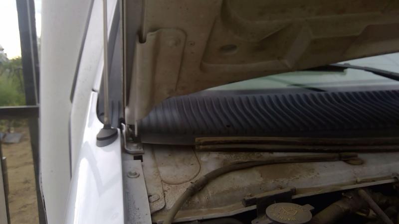 2002 Ford Van E450 Hood Hinge RH
