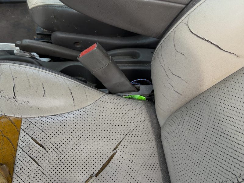 2001-2005 Pt Cruiser Front Seat Belt LH