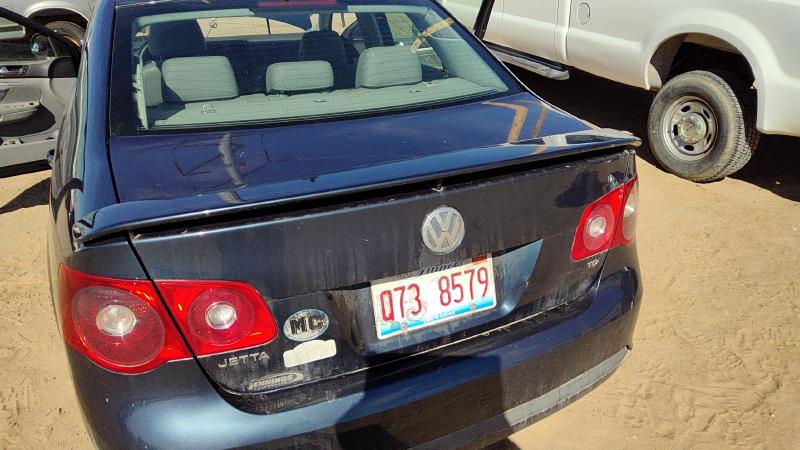 2005-2010 Jetta Except Gli Trunk/Decklid/Hatch/Tailgate