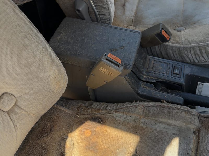 1987 Nissan Maxima Front Seat Belt RH