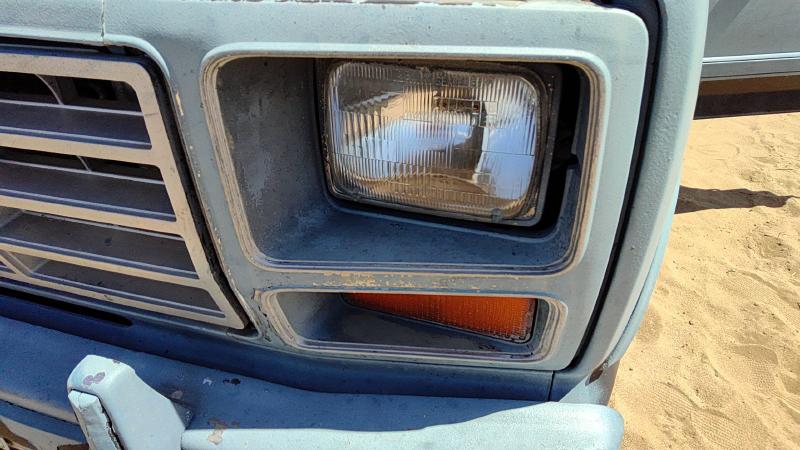1980-1986 Ford Pickup F150 Series Headlight Door LH