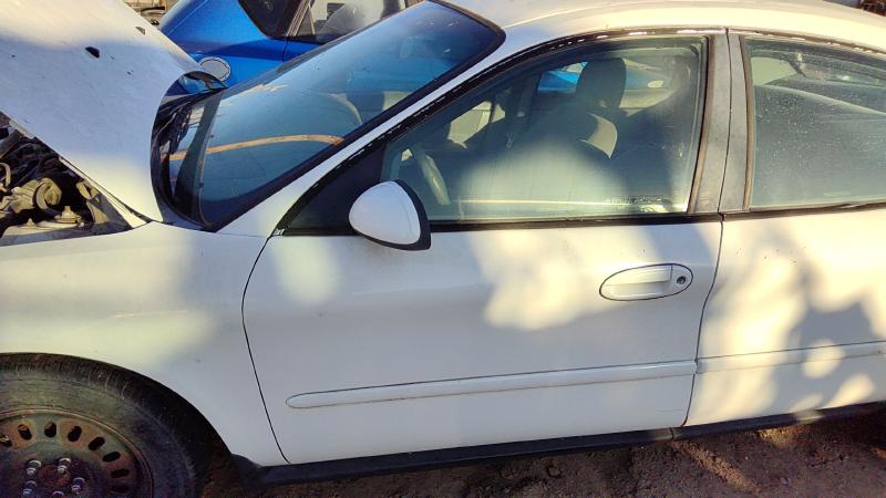 2000-2007 Ford Taurus(see Also Taurus X) Front Door LH