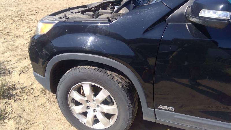 2011-2015 Kia Sorento Fender LH