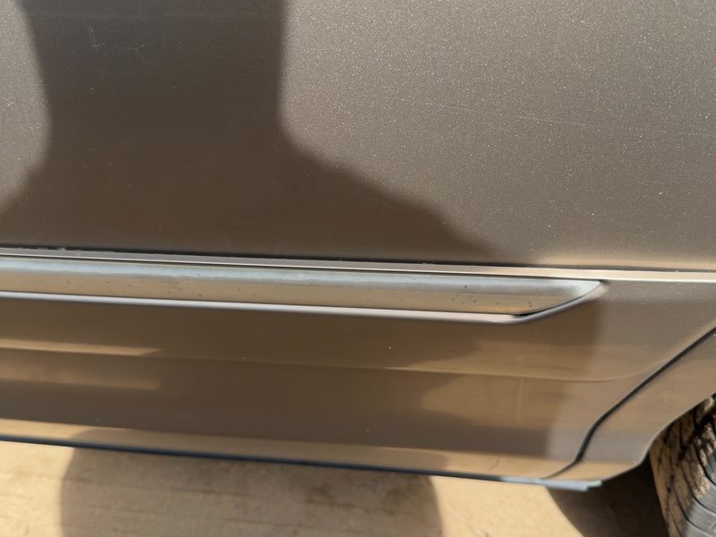 1998-2005 Mercury Grand Marquis (79 & Up) Rear Door Moulding LH