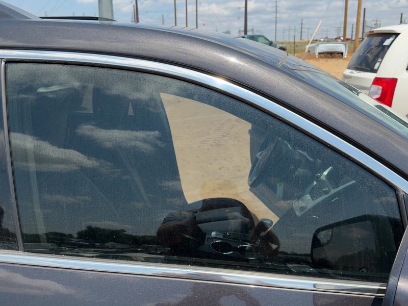 2010-2017 Chevrolet Equinox Front Door Glass/Window RH