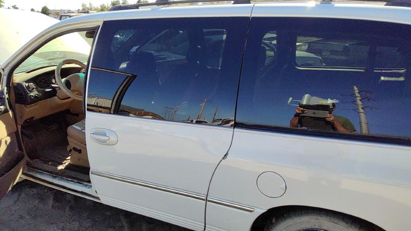 1996-2000 Chrysler Town & Country Rear Door LH