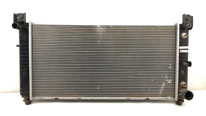 2005-2006 GMC Yukon Xl 1500 Series Radiator