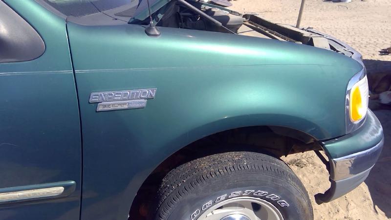 1997-2004 Ford Expedition Fender RH