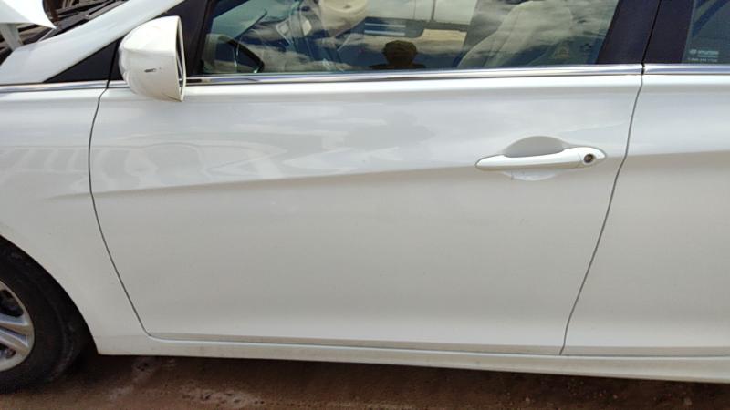 2011-2014 Hyundai Sonata Front Door LH