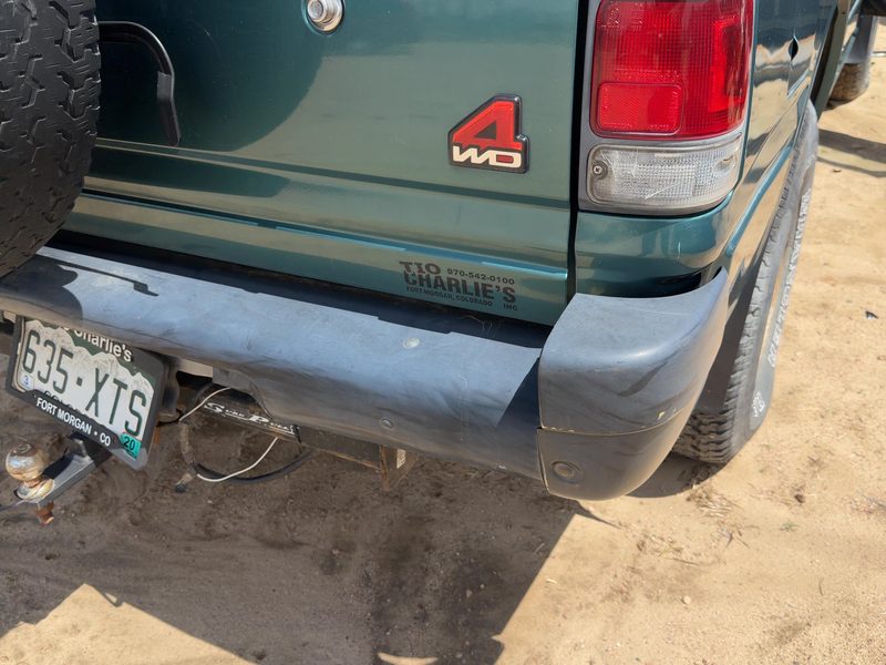 1993-1997 Isuzu Rodeo Rear Bumper Assembly