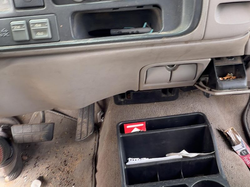1997-1999 Chevrolet Pickup 1500 Series Dash Panel