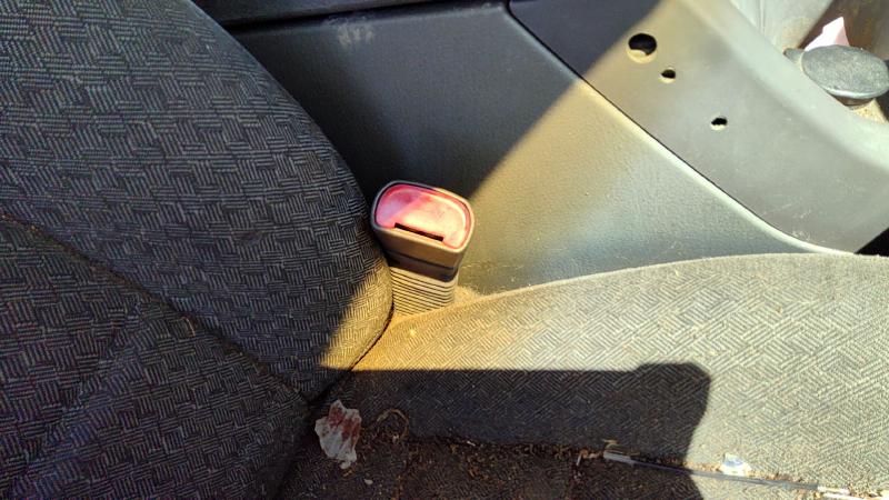2002-2005 Explorer Front Seat Belt