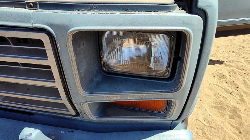 1980-1986 Ford Pickup F150 Series Headlight Door LH
