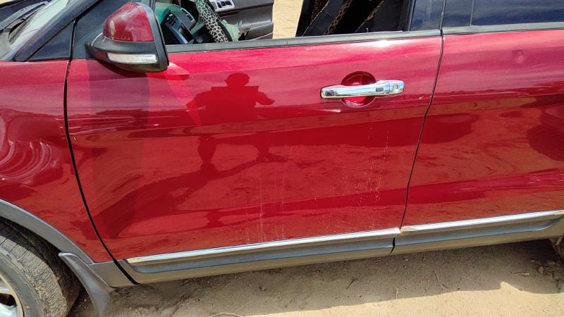 2011-2017 Explorer Front Door LH