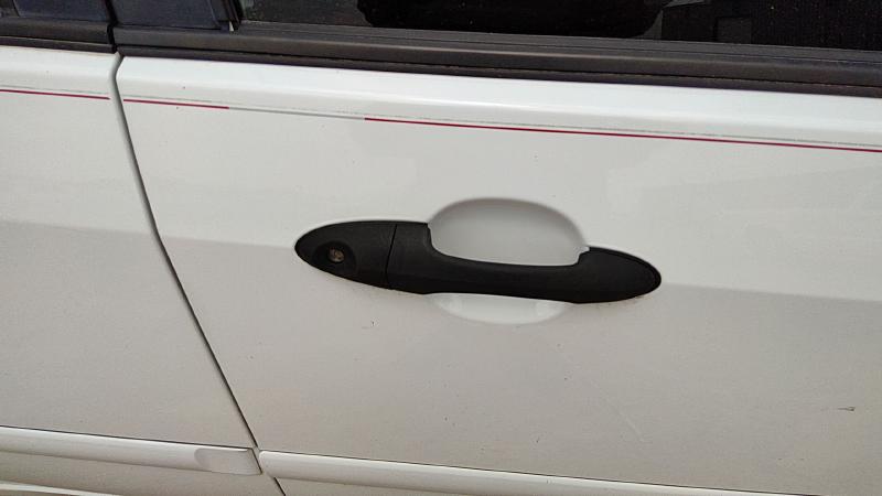 2000-2001 Ford Focus Not RS Outside Door Handle RH