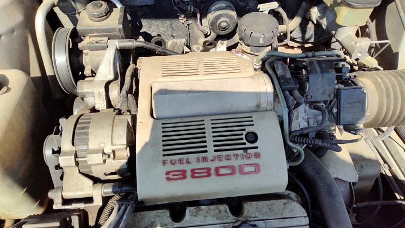 1990 Oldsmobile Eighty-eight (80 & Up) Engine Cover