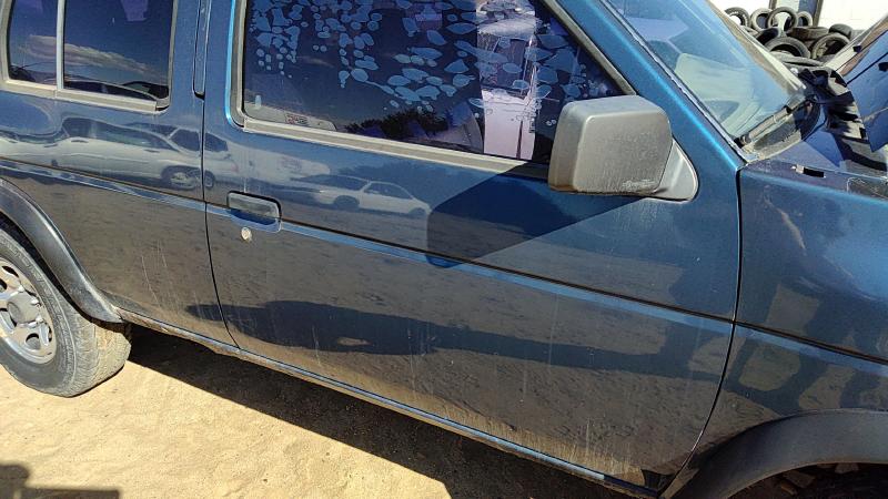 1986-1995 Nissan Pathfinder Front Door RH