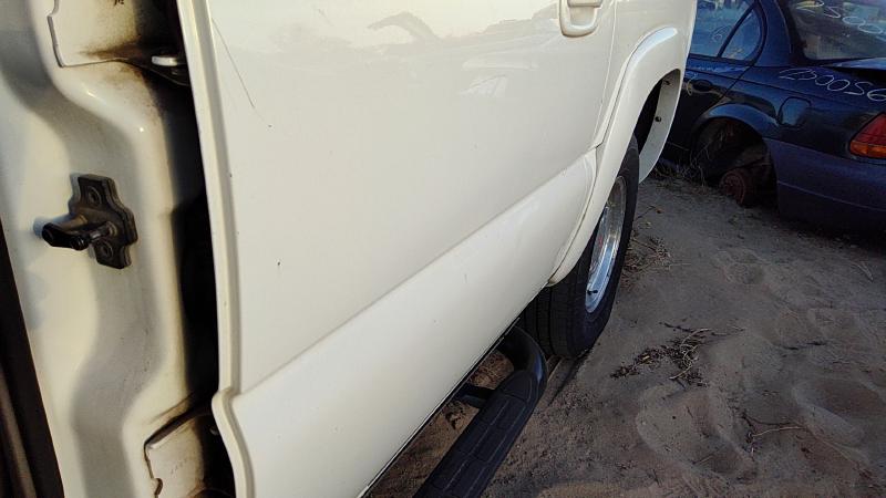 2000-2007 Chevy/gmc Suburban 1500 Series Rear Door LH