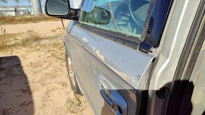 2004-2007 Dodge Caravan Front Door LH