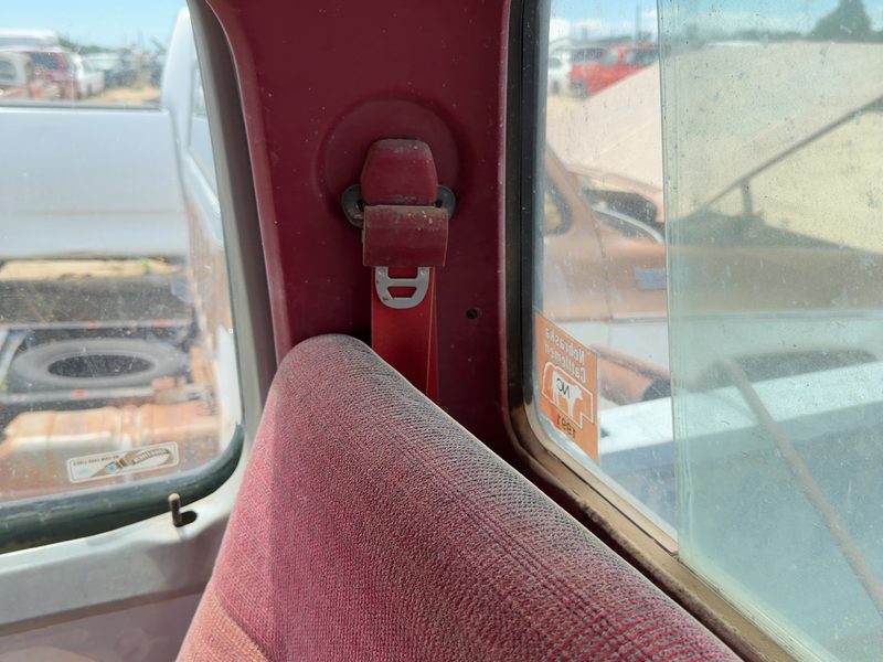 1989 Ford Pickup F150 Series Front Seat Belt RH