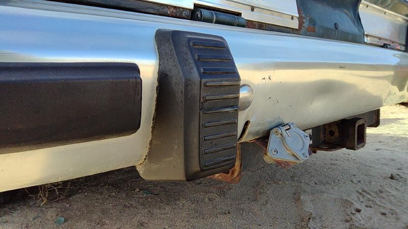 1979-1991 Jeep Grand Wagoneer Rear Bumper Assembly