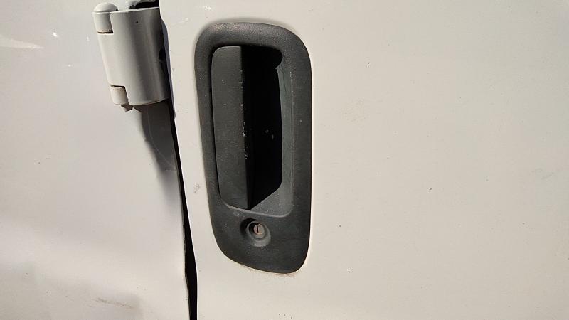 1996-2009 GMC Van Savana 2500 Series Outside Door Handle RH