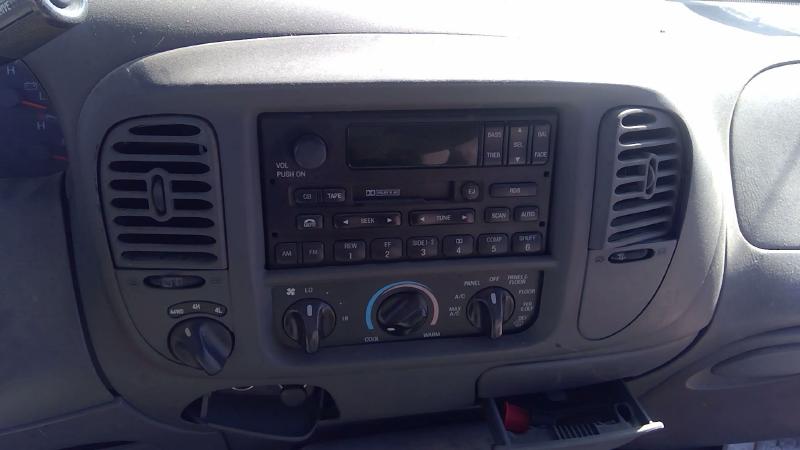 1997-2004 Ford Expedition Dash Panel