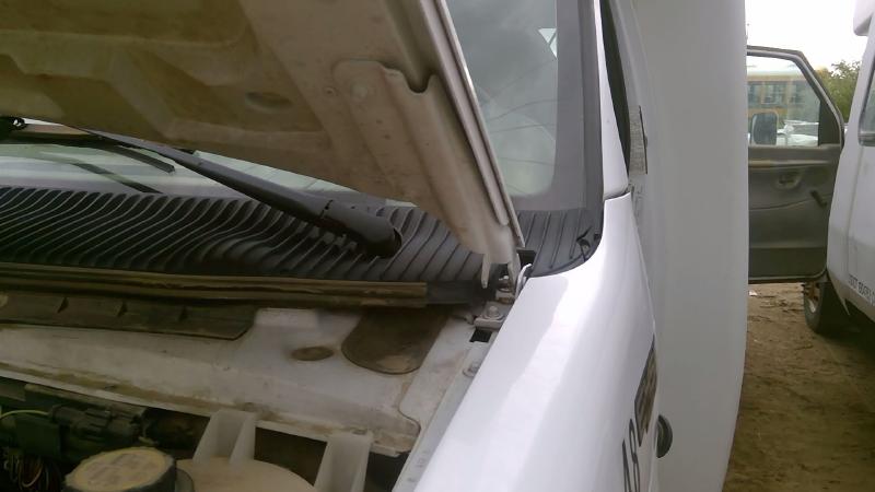 2002 Ford Van E450 Hood Hinge RH
