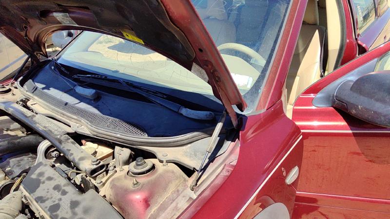 1999-2009 Volvo 70 Series Hood Hinge LH