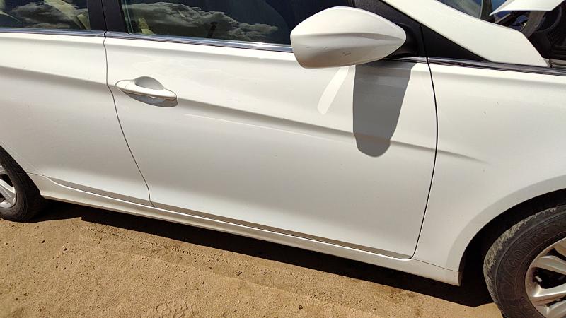 2011-2014 Hyundai Sonata Front Door RH