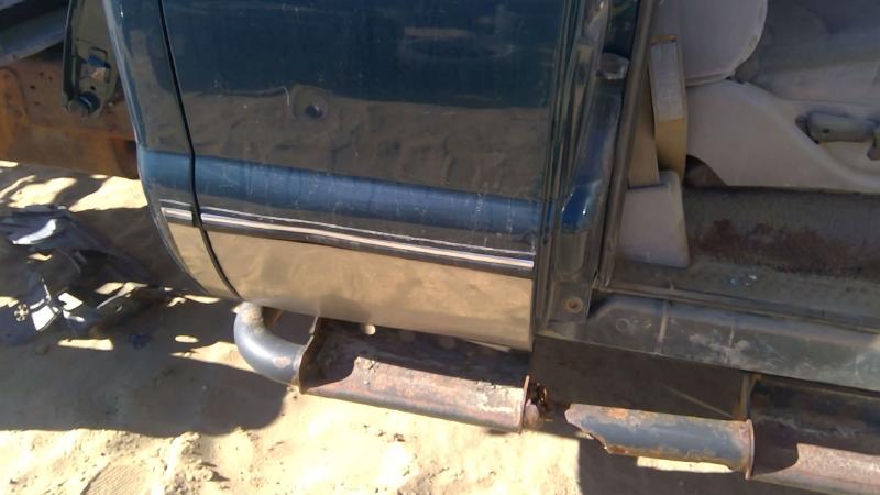 1999-2007 Ford F250 Super Duty Pickup Rear Door RH