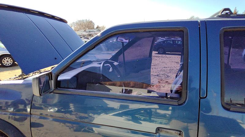 1986-1995 Nissan Pathfinder Front Door LH