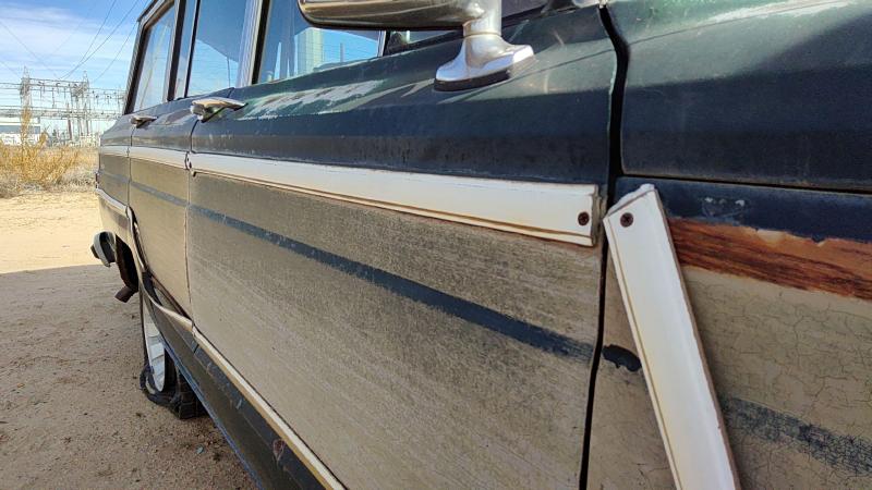 1979-1991 Jeep Grand Wagoneer Front Door RH