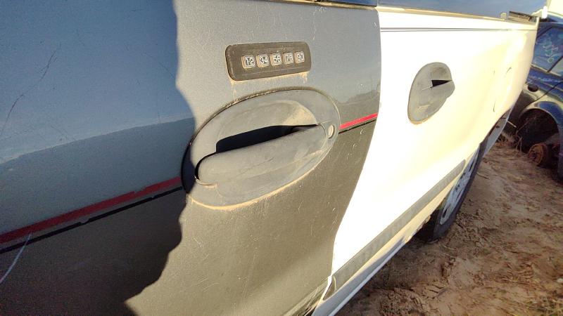 1999-2007 Ford Freestar Outside Door Handle LH
