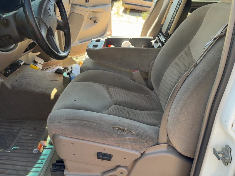 2003-2007 Chevrolet 2500 Silverado Pickup Front Seat
