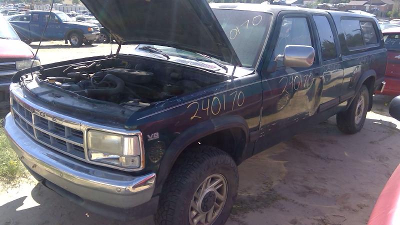 1992-1993 Dodge Dakota (mid-size) Radiator