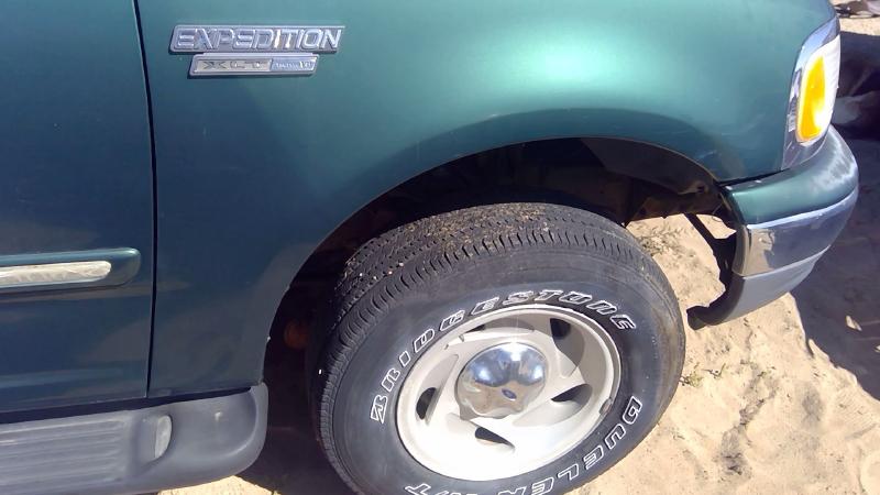 1997-2004 Ford Expedition Fender RH