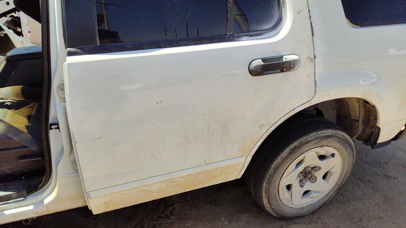 2002-2005 Explorer Rear Door LH