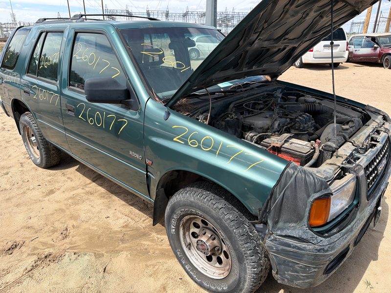 1994-1997 Isuzu Rodeo Front Door Regulator RH