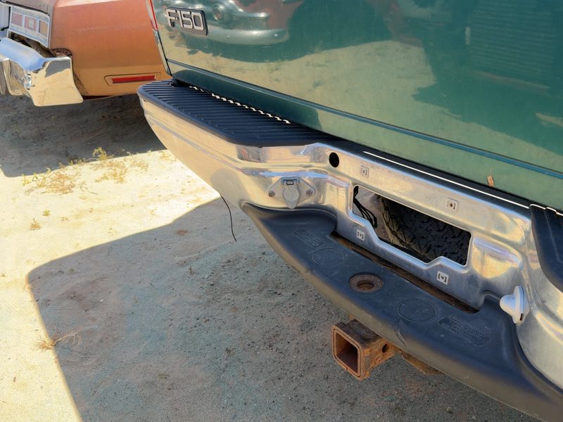 1997-2004 Ford Pickup F150 Series Rear Bumper Assembly