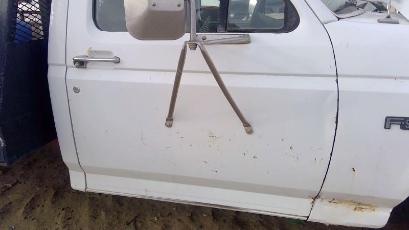 1995-1997 Ford Pickup F450 Series Front Door RH