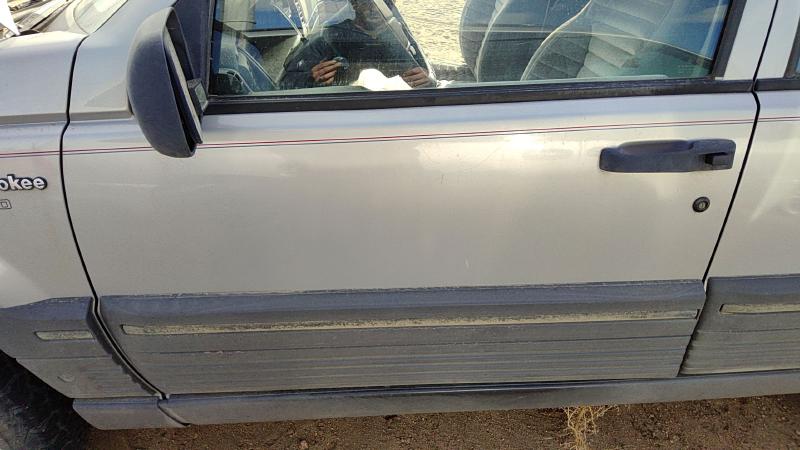 1993-1998 Jeep Grand Cherokee Front Door LH