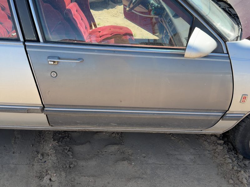 1985-1991 Oldsmobile Eighty-eight (80 & Up) Front Door RH