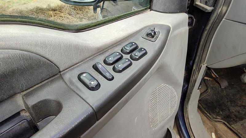 2002-2005 Ford F350 Super Duty Pickup Door Switch Front LH