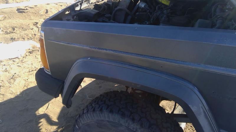 1984-1996 Jeep Cherokee Fender LH