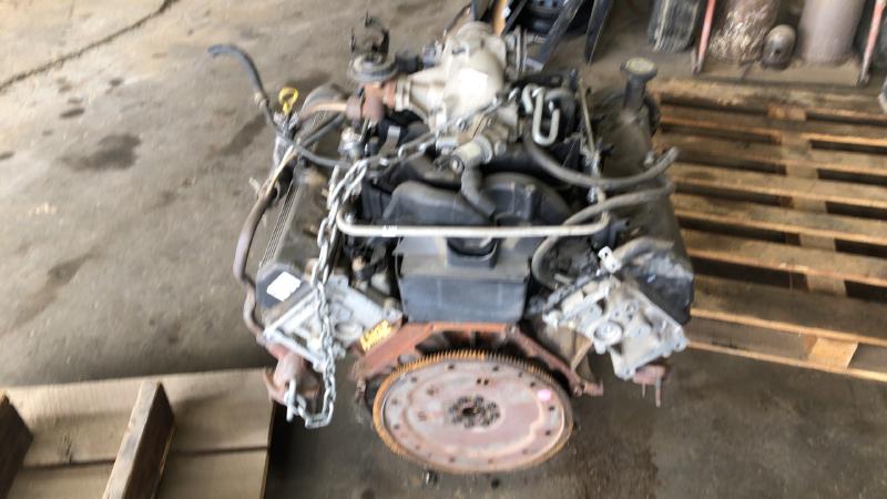 2002-2004 Ford Expedition Engine Assembly/Motor