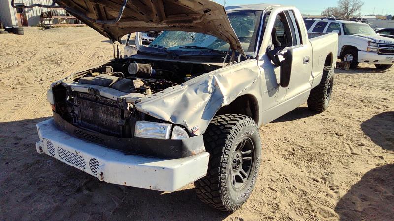 2000-2002 Dodge Dakota (mid-size) Rear Axle Assy.