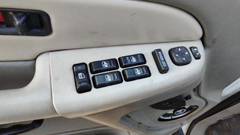 2000-2002 Chevy/gmc Suburban 1500 Series Door Switch Front