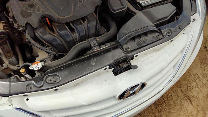 2011-2014 Hyundai Sonata Radiator Support