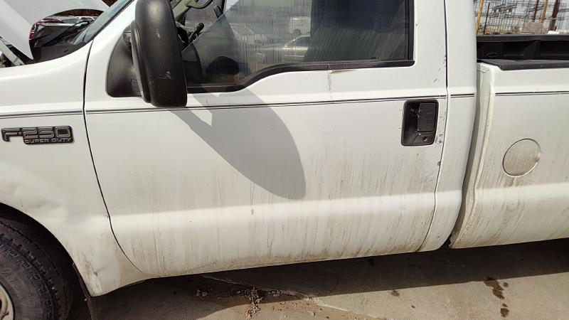 1999-2007 Ford F250 Super Duty Pickup Front Door LH